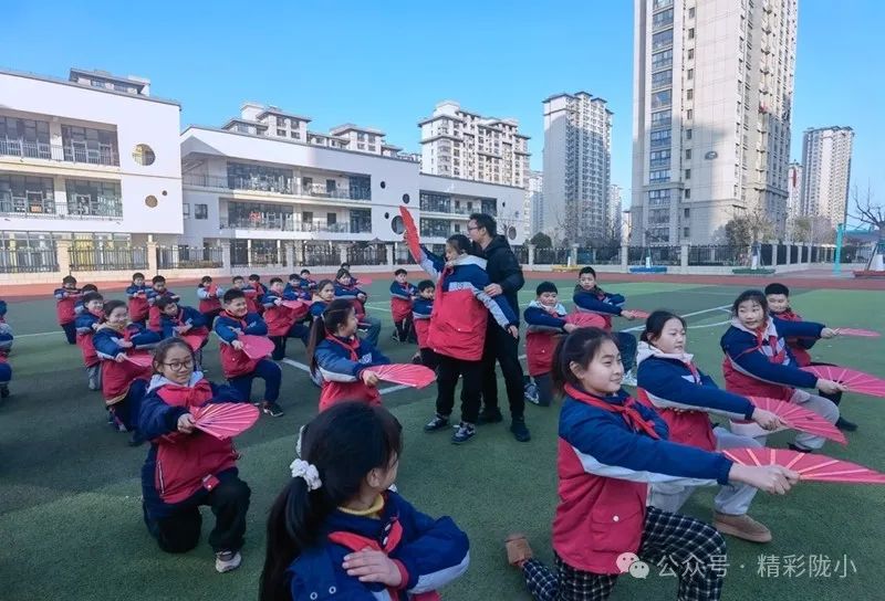 邳州陇海路小学：校园“武”起太极风